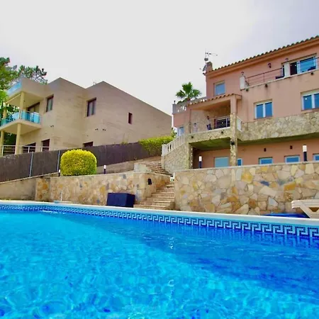 Holiday home V&v Lloret- Violetes Lloret de Mar